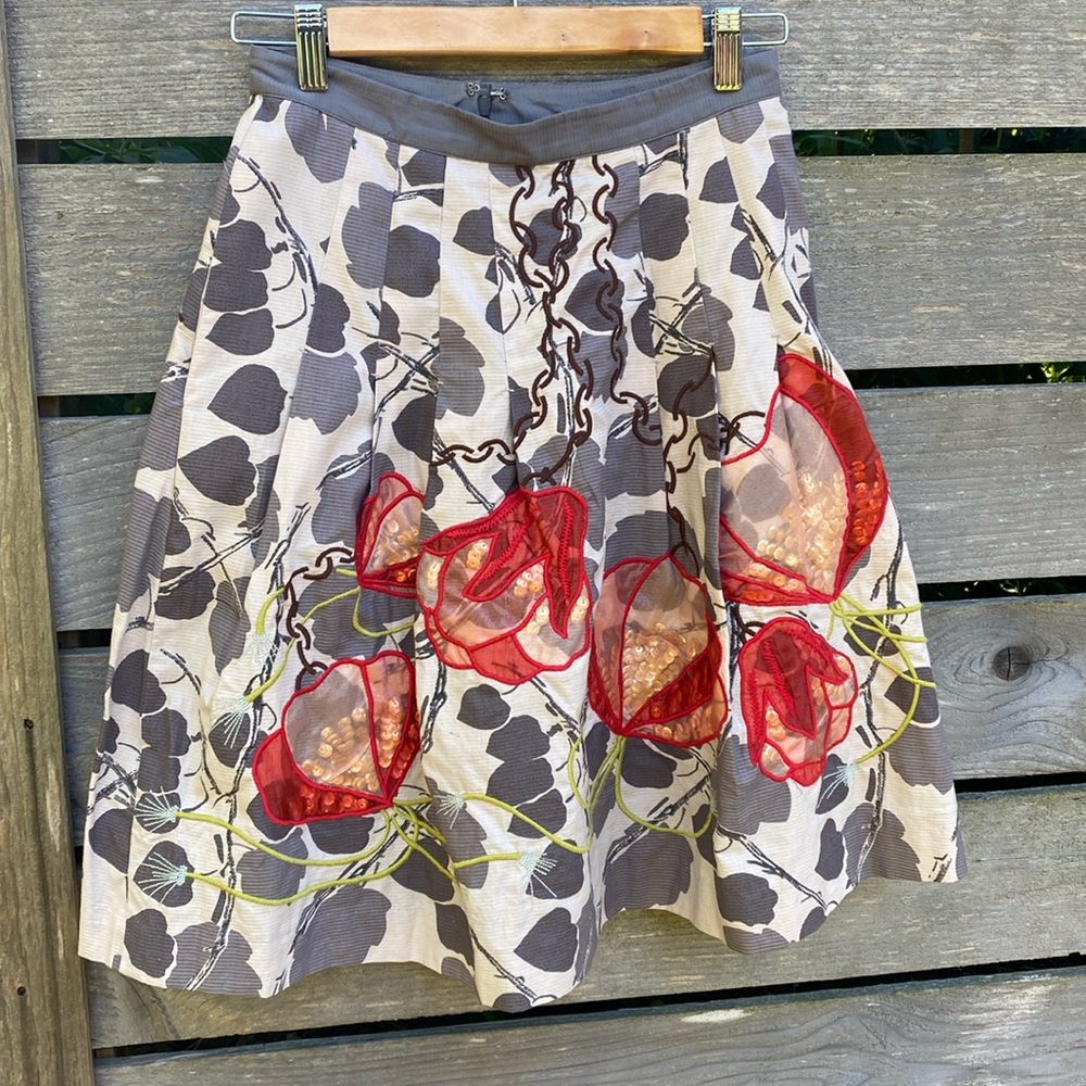 Anthropologie Floreat red floral sequined knee-length skirt, Size 0